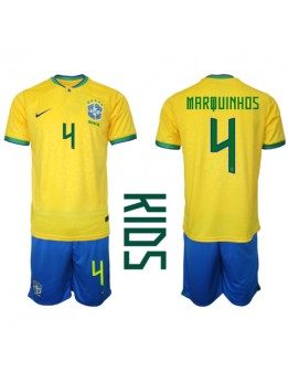 Brasilien Marquinhos #4 Heimtrikotsatz für Kinder WM 2022 Kurzarm (+ Kurze Hosen)